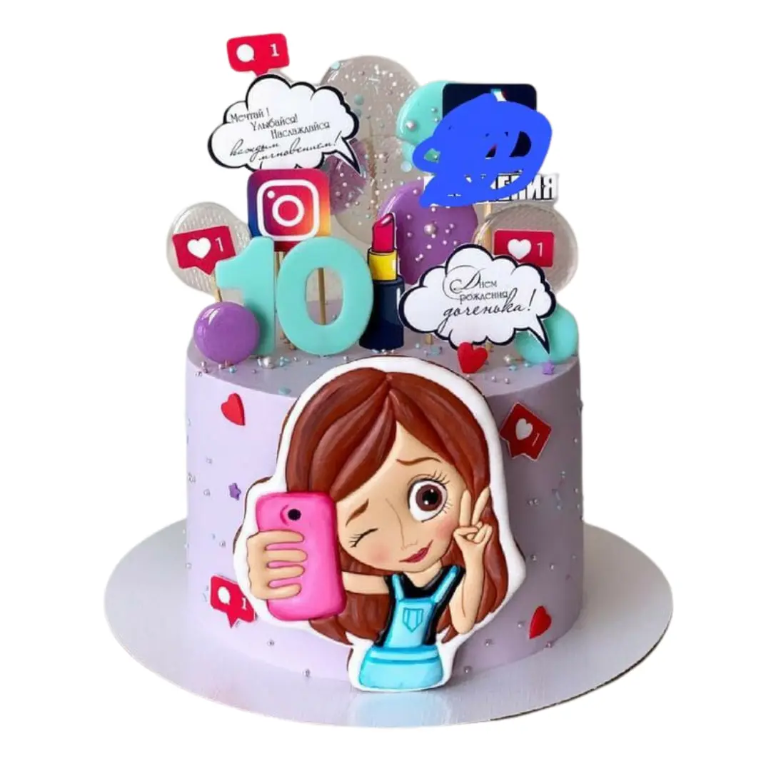 Social Media Queen Cake